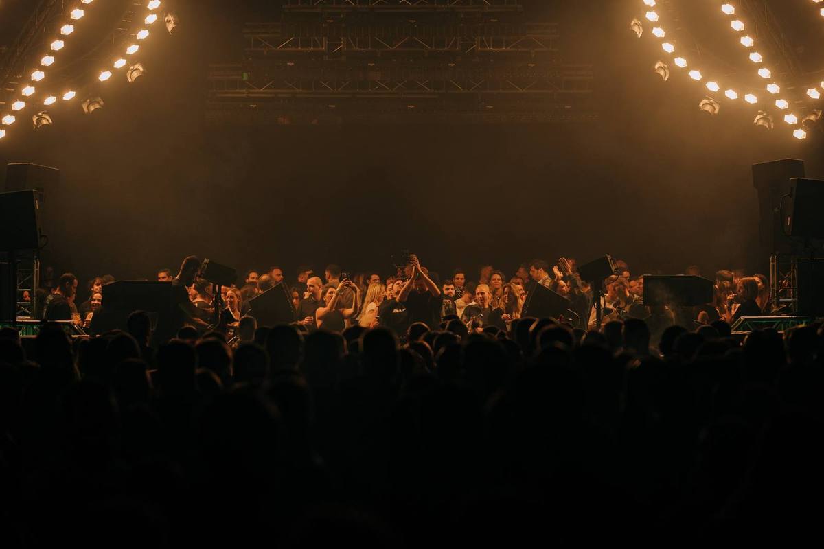 ADAM TEN AT HANGAR — ØOMO archive photo 45
