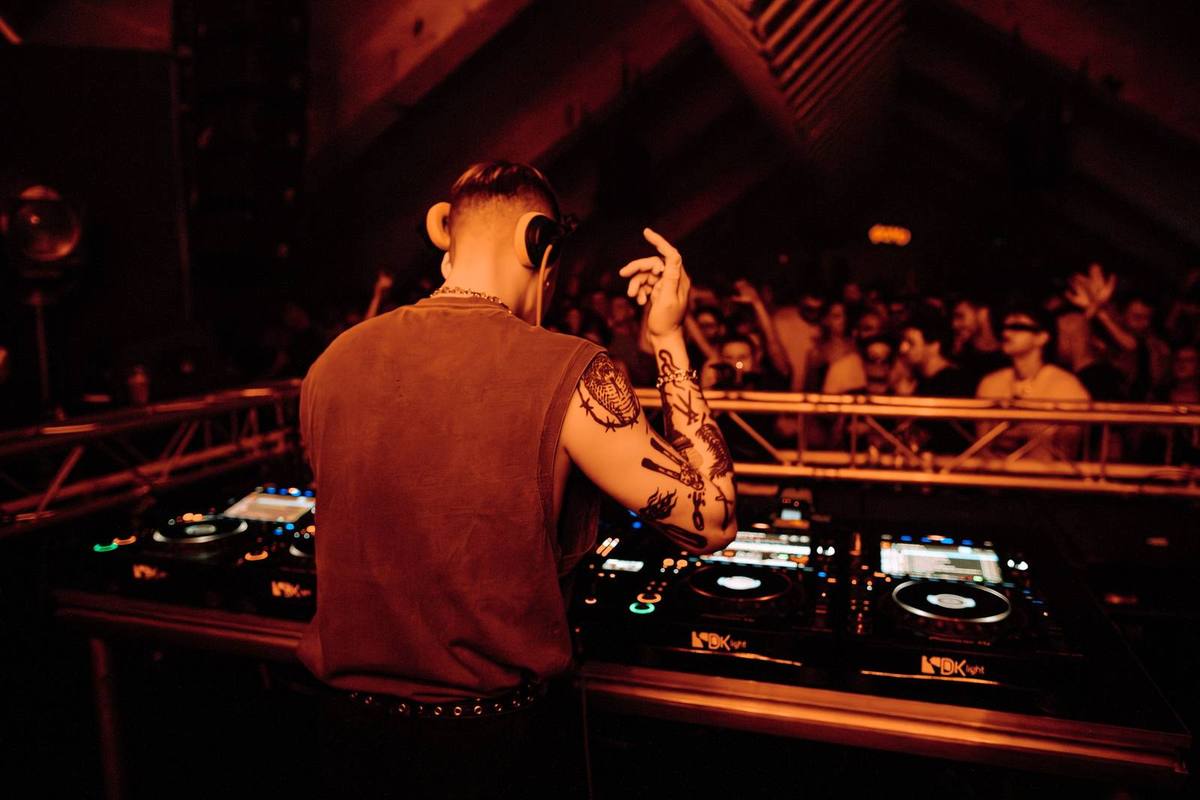 PABLO BOZZI at DRUGSTORE — ØOMO archive photo 16