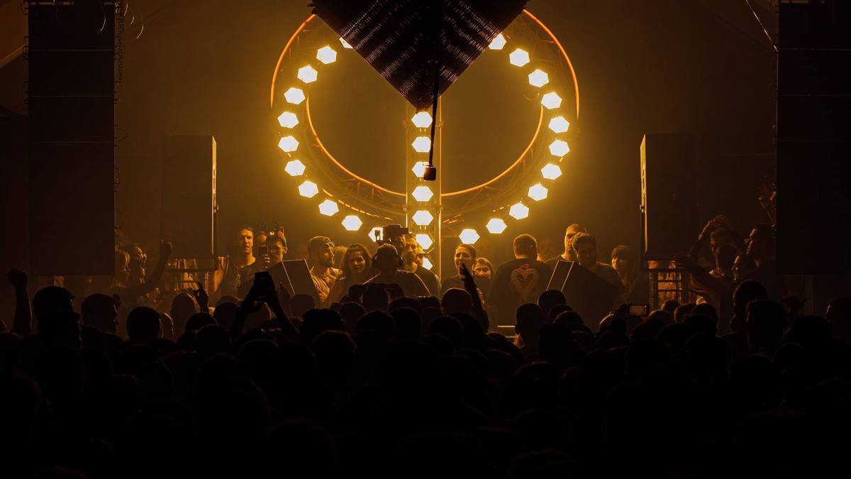 PABLO BOZZI at DRUGSTORE — ØOMO archive photo 29