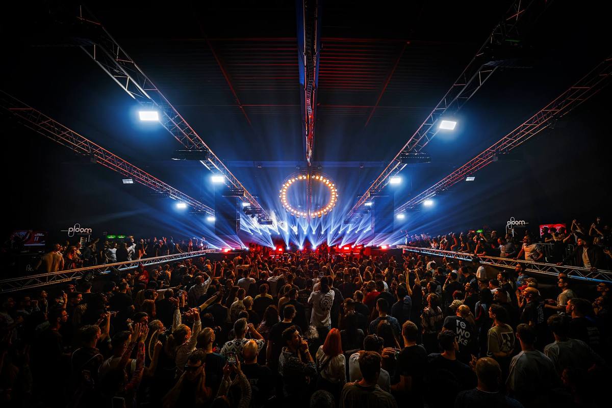 WHOMADEWHO at Hangar — ØOMO archive photo 107